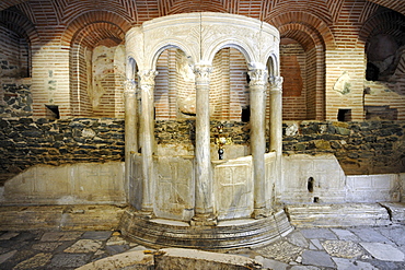 Crypt, remains of Roman baths from the 4th century, interior, Church of Saint Demetrius or Hagios Demetrio, Thessaloniki, Chalkidiki, Macedonia, Greece, Europe