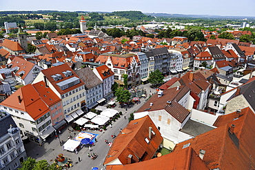 View of the Marienplatz square, St. Jodok church, Gemalter Turm tower, Ravensburg, Baden-Wuerttemberg, Germany, Europe