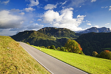 Road above the Gardena Valley near Lajen, Dolomites, Trentino-Alto Adige, Italy, Europe