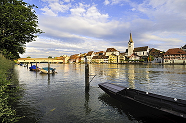 View over the Rhine to the medieval city of Diessenhofen with the historic bridge over the Rhine, canton Thurgau, Switzerland, Europe