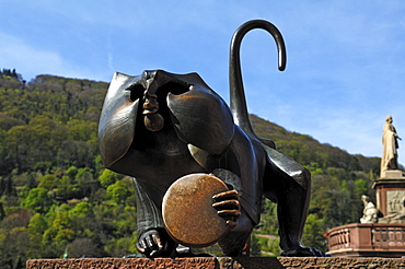 Brueckenaffe bridge monkey, bronze sculpture by Gernot Rumpf 1977, Obere Neckarstrasse 2, Heidelberg, Baden-Wuerttemberg, Germany, Europe