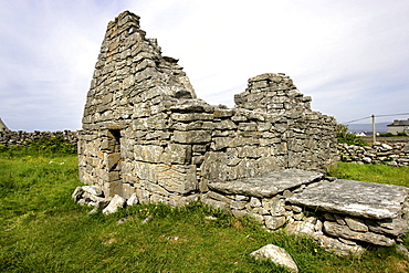 Cill Ghobnait, 8th century, church ruin, Inishere Island, Republic of Ireland, Europe