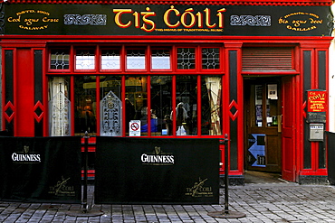 Tis Coili, Irish pub bar, City of Galway, Republic of Ireland, Europe