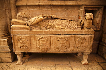 Tomb in the cathedral Santa Maria Maior de Lisboa or Lisbon Cathedral, Lisbon, Portugal, Europe