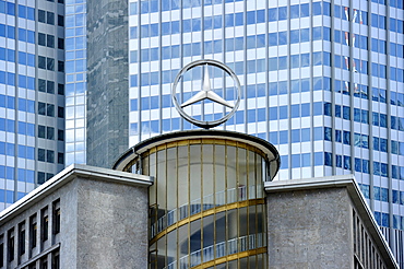 Mercedes star, former car park at the Kaiserplatz, facade of the European Central Bank ECB, Financial District, Frankfurt am Main, Hesse, Germany, Europe