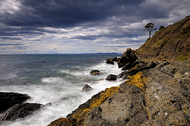 Rough sea at the Beagle Channel, Ushuaia, Tierra del Fuego, Patagonia, Argentina, South America