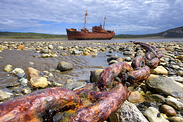 Anchor chain with a shipwreck, Ushuaia, Tierra del Fuego, Patagonia, Argentina, South America