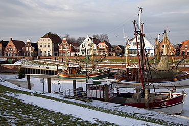 Fishing boats in the harbour, Greetsiel, Krummhoern, East Frisia, Lower Saxony, North Sea, Germany, Europe