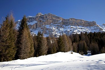 Mt. Heiligkreuzkofel, 2908m, Fanes mountains, Fanes-Sennes-Prags Nature Park, Val Badia, Alta Badia, Dolomites, South Tyrol, Italy, Europe