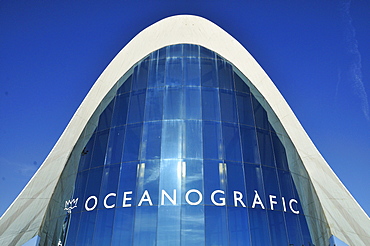 Entrance to the Oceanografic marine park, Ciudad de las Artes y las Ciencias, City of Arts and Sciences, designed by Spanish architect Santiago Calatrava, Valencia, Comunidad Valenciana, Spain, Europe