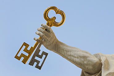 St. Peter holding the Keys of Heaven, detail, hand with 2 keys, in front of Salzburg Cathedral, UNESCO World Heritage Site, Salzburg, Austria, Europe