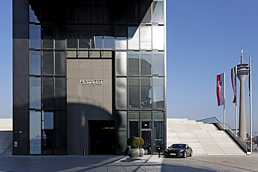 Entrance of the Hyatt Hotel, a futuristic tower building, Hafenspitze, Medienhafen harbour, Duesseldorf, North Rhine-Westphalia, Germany, Europe