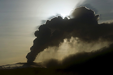 Eyjafjallajoekull volcano, ash cloud, Landeyjar, Iceland, Europe