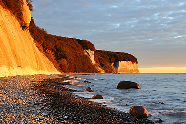 Sunrise on the coast in Jasmund National Park, Ruegen, Mecklenburg-Western Pomerania, Germany, Europe