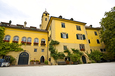Schloss Sallegg manor at Kaltern an der Weinstrasse, South Tyrol, Italy, Europe