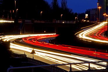 Evening rush hour at Kieler Kreuz, Kiel motorway junction, long exposure, Kiel, Schleswig-Holstein, Germany, Europe