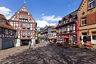 Historic town centre of Idstein, Koenig-Adolf-Platz square, German Half-Timbered House Road, Rheingau-Taunus district, Hesse, Germany, Europe