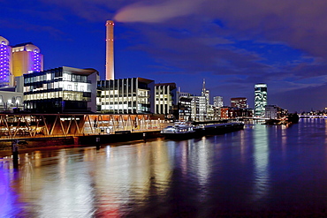 Modern office buildings, Westhafen Pier 1, Frankfurt am Main, Hesse, Germany, Europe