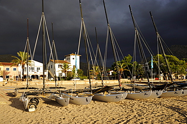 Catamaran sailing boats, beach with stormy sky, Puerto de Pollensa, Port de Pollenca, Mallorca, Majorca, Balearic Islands, Mediterranean Sea, Spain, Europe