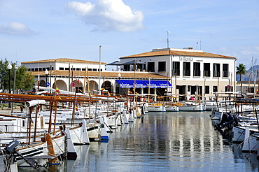 Boats in the harbour, marina of Puerto de Pollensa, Port de Pollenca, Mallorca, Majorca, Balearic Islands, Mediterranean Sea, Spain, Europe