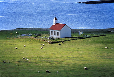 Small church on the SnÃŠfellsnes peninsula, West Iceland, Iceland, Europe