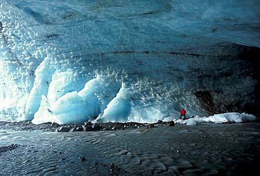 Glacial cave in the Vatnajoekull glacier near the Kverkfjoell mountain range, Highlands of Iceland, Iceland, Europe