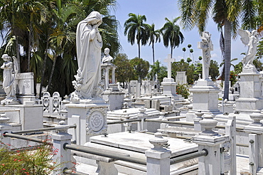 Cementerio Santa Ifigenia cemetery, Santiago de Cuba, historic district, Cuba, Caribbean, Central America