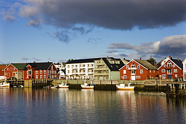 Henningsvaer, island of Vestvagoya, Lofoten, Norway, Scandinavia, Europe