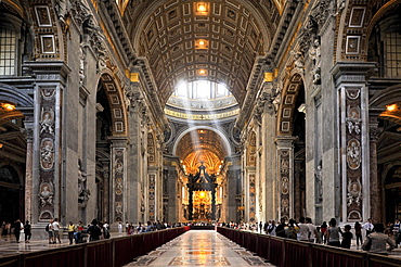 St. Peter's baldachin, Bernini's baldachin, center nave of St. Peter's Basilica, Vatican City, Rome, Lazio region, Italy, Europe