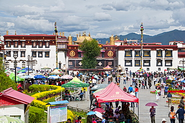 Jokhang Temple, Lhasa, Tibet, Asia