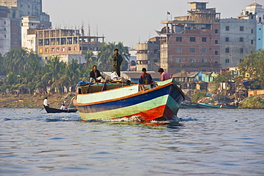 Laden barge in the busy port of Dhaka, Bangladesh, Asia