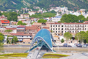 New bridge across the Mtkvari River, Kura River, Tbilisi, Georgia, Middle East