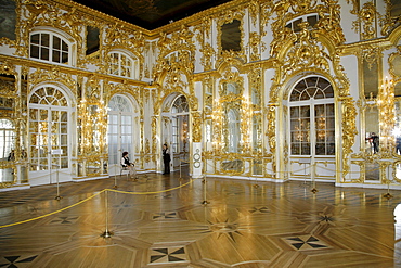 Mirror Room, Catherine Palace, Tsarskoye Selo, UNESCO World Heritage Site, St. Petersburg, Russia