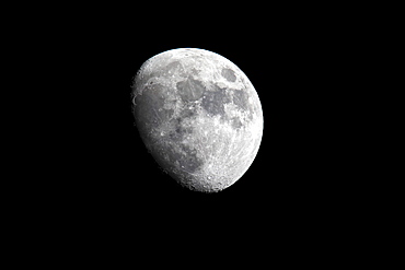 Moon, Luna, half moon, waxing, at night, darkness