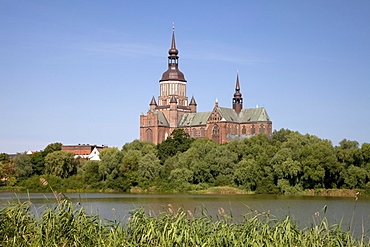 St. Marienkirche church, Frankenteich lake, Stralsund, Mecklenburg-Western Pomerania, Germany, Europe