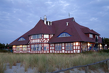 Kurhaus and restaurant, Baltic Sea resort town of Zingst, Mecklenburg-Western Pomerania, Germany, Europe