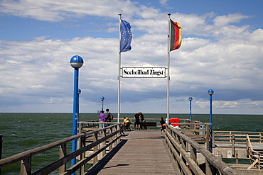 Seebruecke pier, Baltic Sea spa of Zingst, Fischland Darss Zingst peninsula, Mecklenburg-Western Pomerania, Germany, Europe