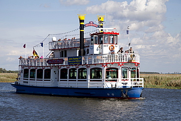 Paddle steamer Balticstar, Bodden tour, Baltic Sea spa of Zingst, Fischland Darss Zingst peninsula, Mecklenburg-Western Pomerania, Germany, Europe