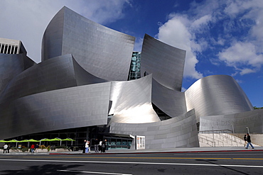 Partial view, Walt Disney Concert Hall, designed by Frank Gehry, Los Angeles, California, USA