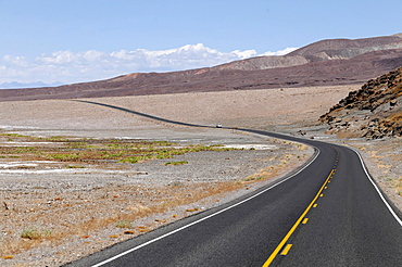 Route 178 in Death Valley, Death Valley National Park, California, USA, North America