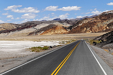 Route 178 in Death Valley, Death Valley National Park, California, USA, North America