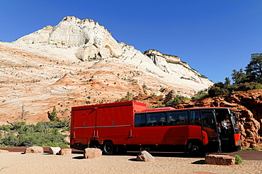 Rotel coach next to Checkerboard Mesa, sandstone, Zion National Park, Utah, USA, North America