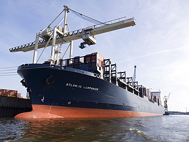 Container ship in the harbor, Hansahafen, Hamburg, Germany, Europe