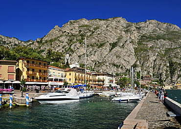 Limone sul Garda, Lake Garda, Lombardia, Italy, Europe