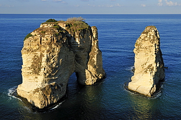 Rawsheh or Pigeon Rocks, Beirut, Beyrouth, Lebanon, Middle East, West Asia