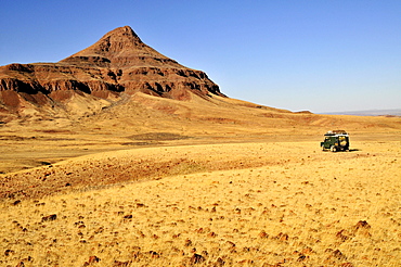 Safari vehicle, Mik Mountains, Damaraland, Namibia, Africa