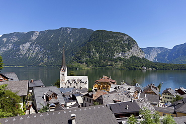 Hallstatt, parish church, Lake Hallstatt, Upper Austria, Austria, Europe