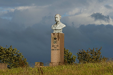 Memorial to Christian IX of Denmark near Dybboel Moelle windmill, Dybboel Peninsula, Sonderborg, South Denmark, Denmark, Europe