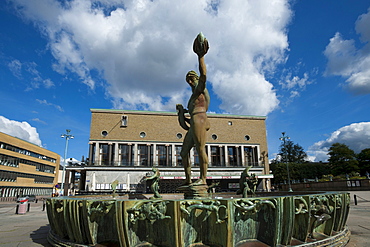 Poseidon statue, Goetaplatsen square, Gothenburg, Vaestragoetalnads laen, Sweden, Europe