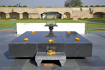 Memorial of Mahatma Gandhi, cremation site, Rajghat, Delhi, Uttar Pradesh, North India, India, Asia